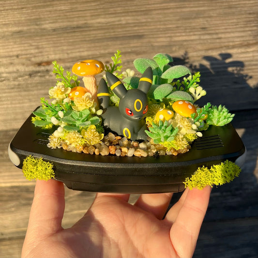 Umbreon Black Gameboy Advance Terrarium